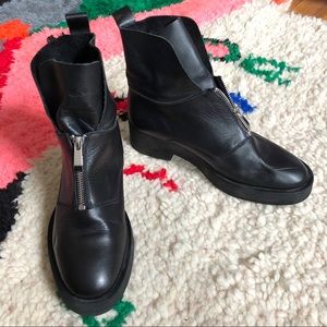 Zara Leather Front Metal Zipper Boots